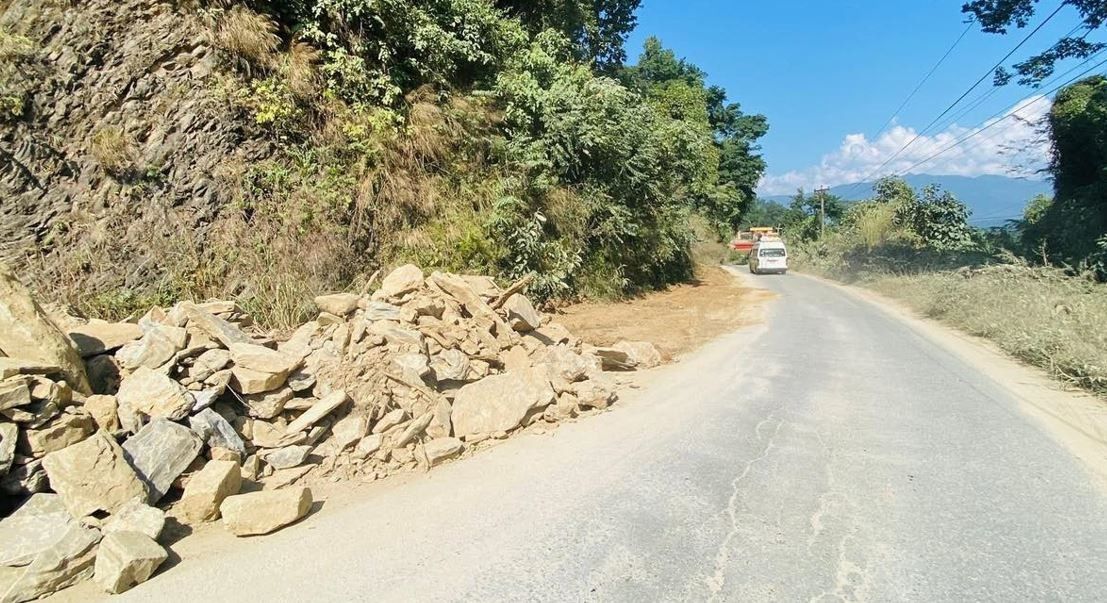 आजदेखि तुरतुरे–चाम्बास दैनिक छ घण्टा बन्द